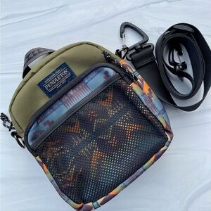 NWOT - Pendleton Tumalo Explorer Olive Crossbody